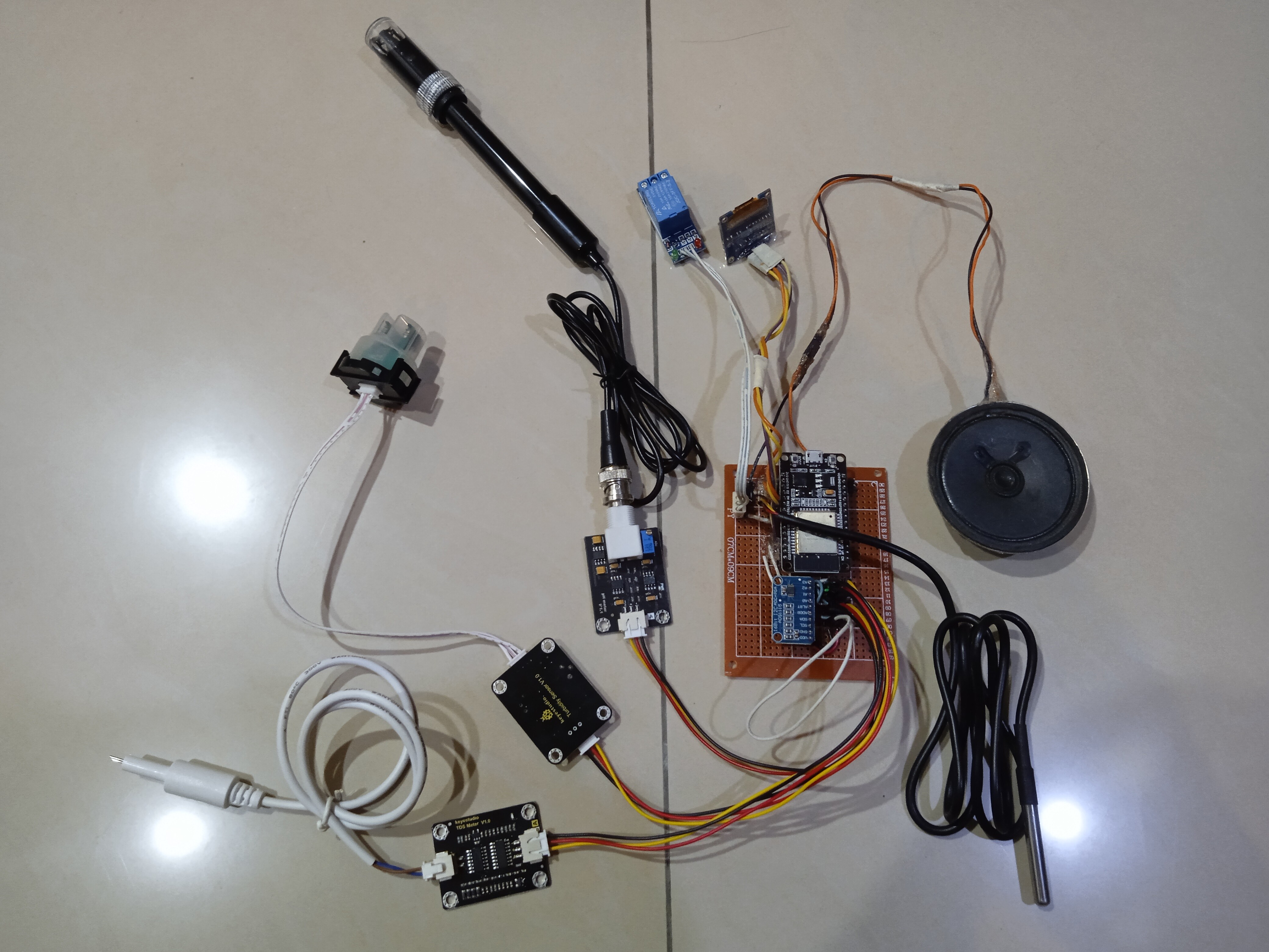 Water Quality Monitoring Device (Prototype) - Projects made with Blynk -  Blynk Community